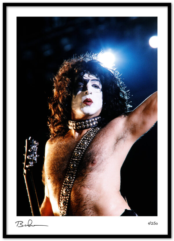 Kiss-1