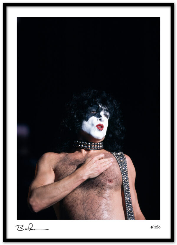 Kiss-4