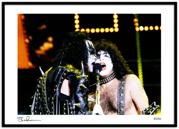 Kiss-9